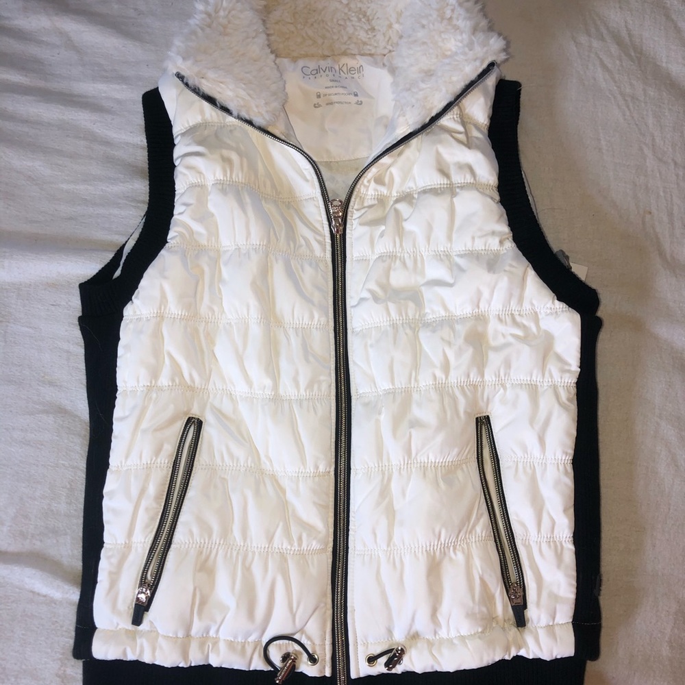 NWT Women’s Calvin Klein Vest
